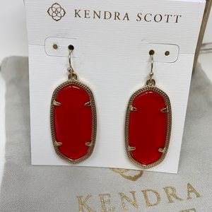 Kendra Scott Elle Berry Glass Red with Gold Hardware